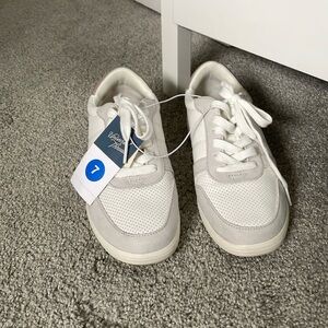 New White Universal Thread Sneakers